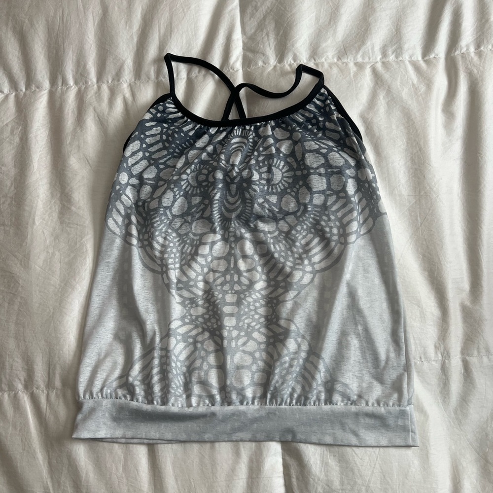 Prana Meadow top